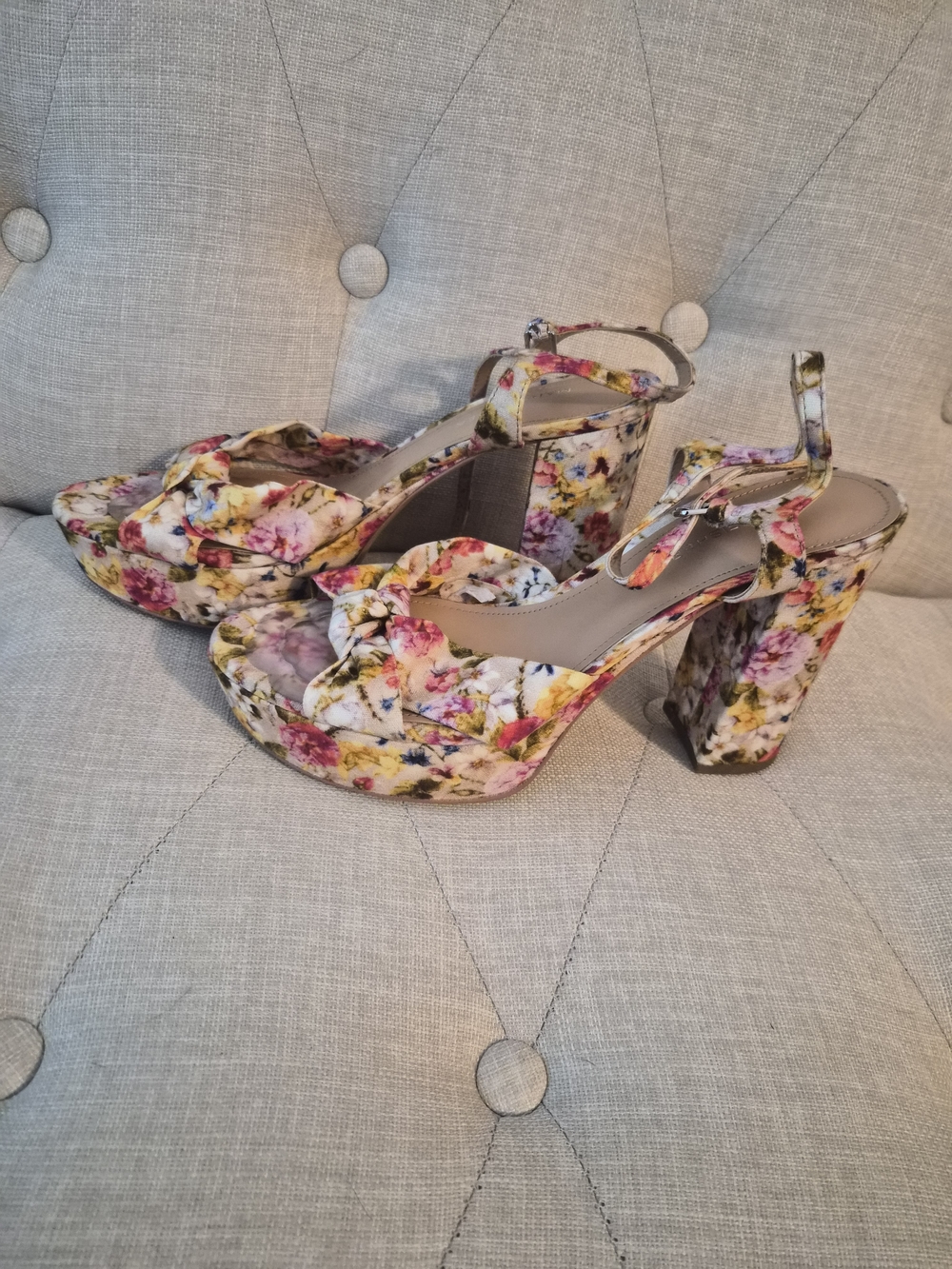 Marc Fisher Floral Platform Heels Bow Ankle Strap Chunky Heel Size 9